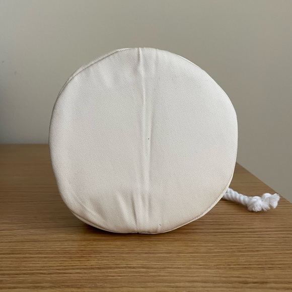 NEW Beige Dior Embroidered Drawstring Pouch with Box - Picture 4 of 8